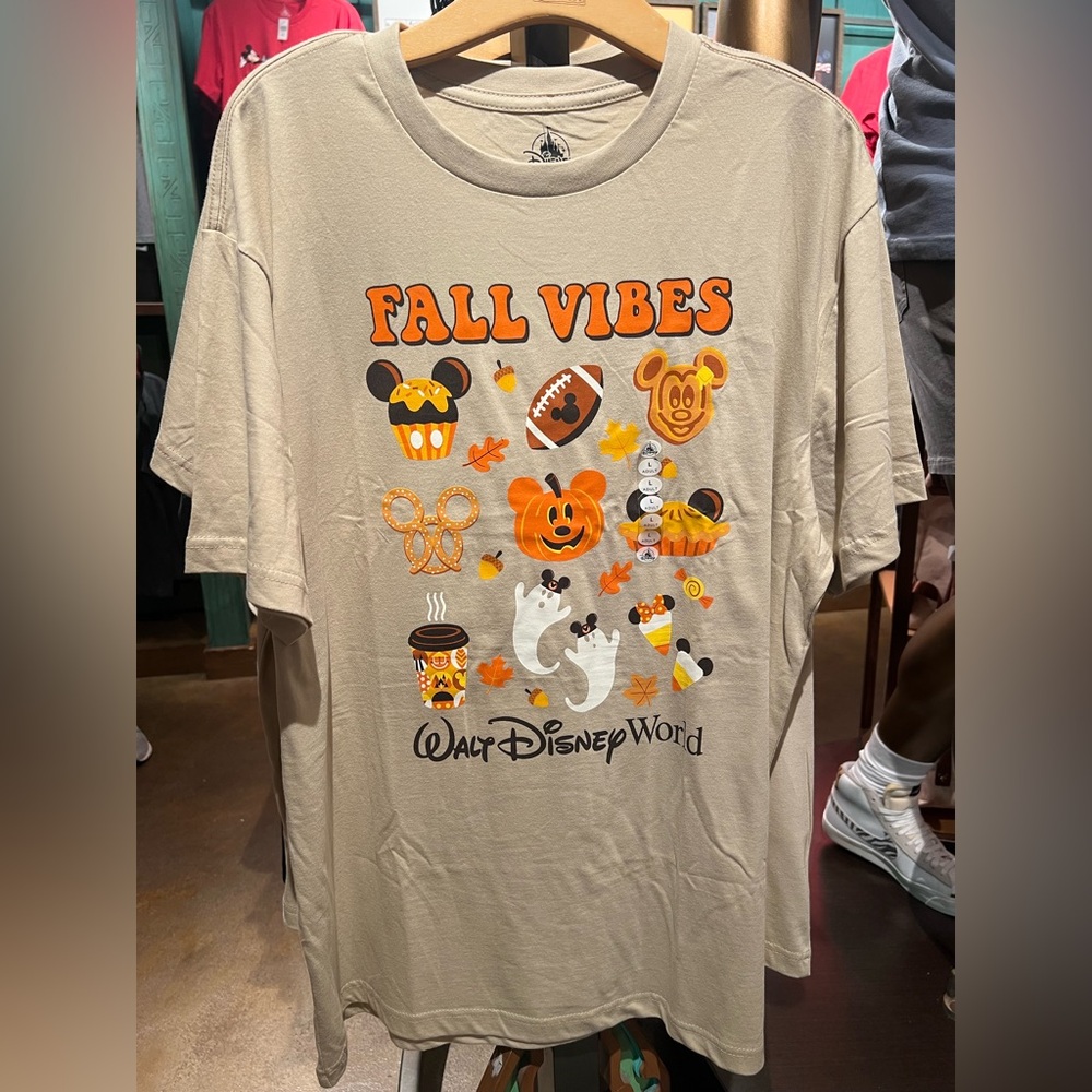 NEW!! UNISEX 2025 Walt Disney World Fall Vibes T-Shirt